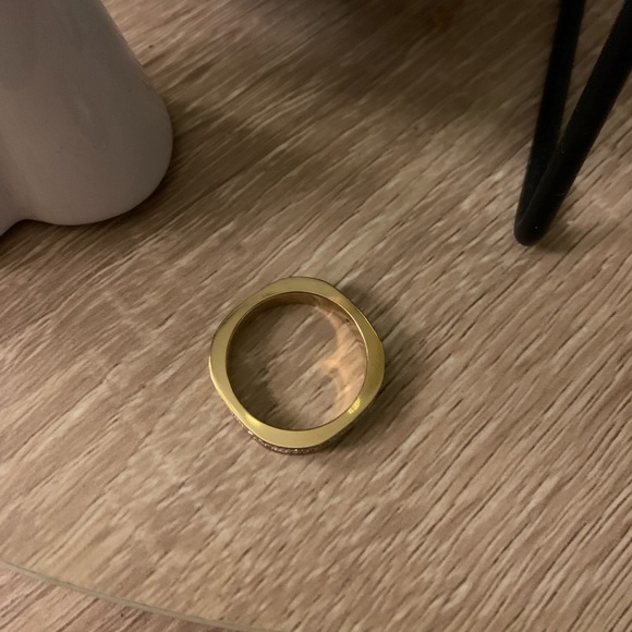 Michael Kors Ring Size 8 - Picture 3 of 3